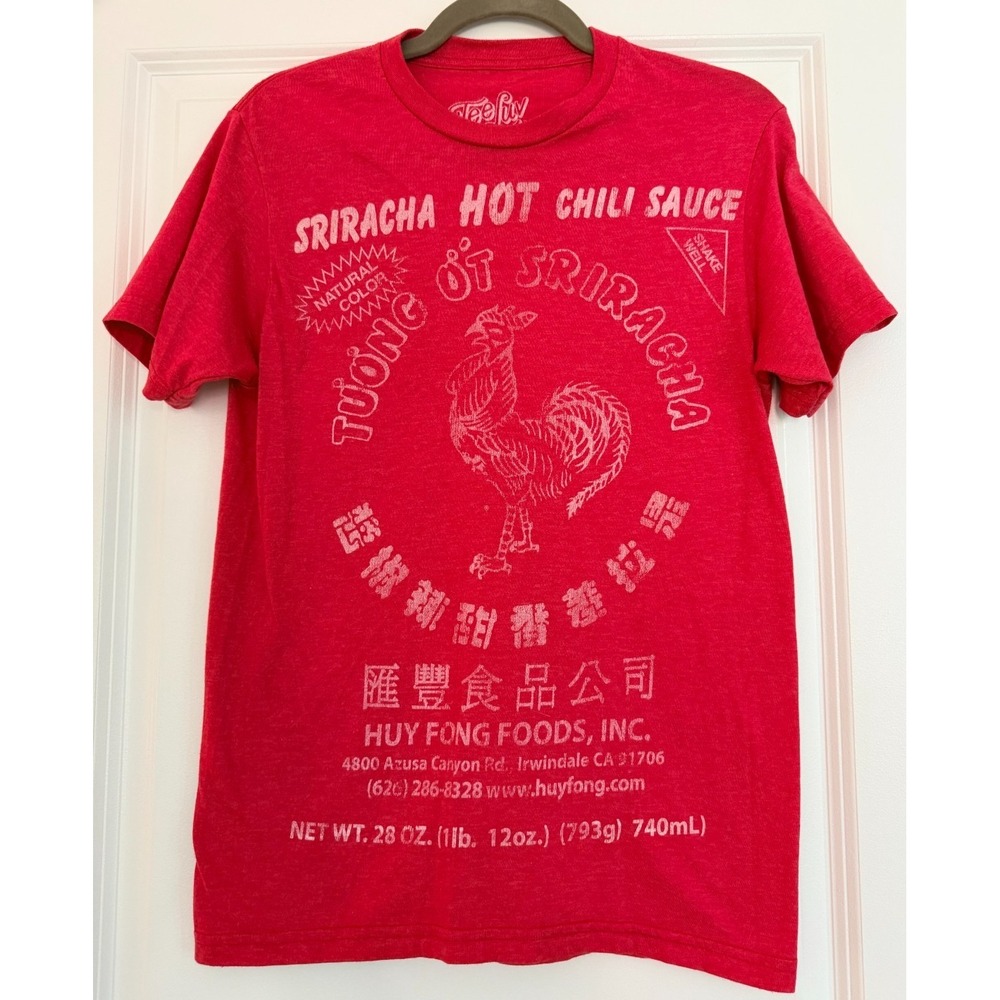TeeLuv Sriracha Rooster Logo T-Shirt Red Graphic Tee Unisex Small EUC Hot Sauce
